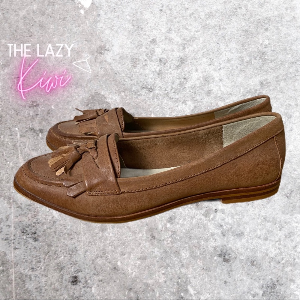 KATE & MEL Leather Loafer Brown Size 8